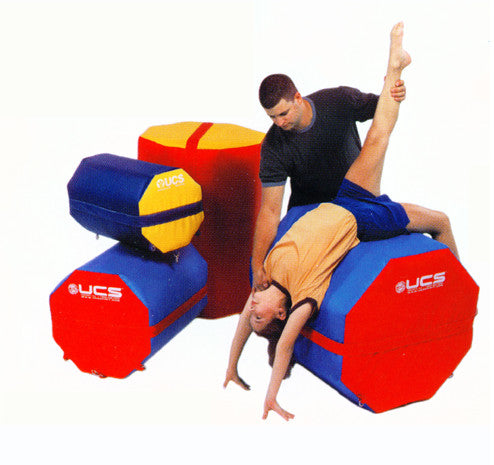 Octagonal Spot Trainers Black / 15"W X 15"H X 24"L